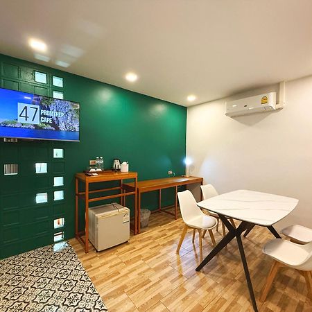 Plernpetch Hotel Surat Thani Exteriör bild